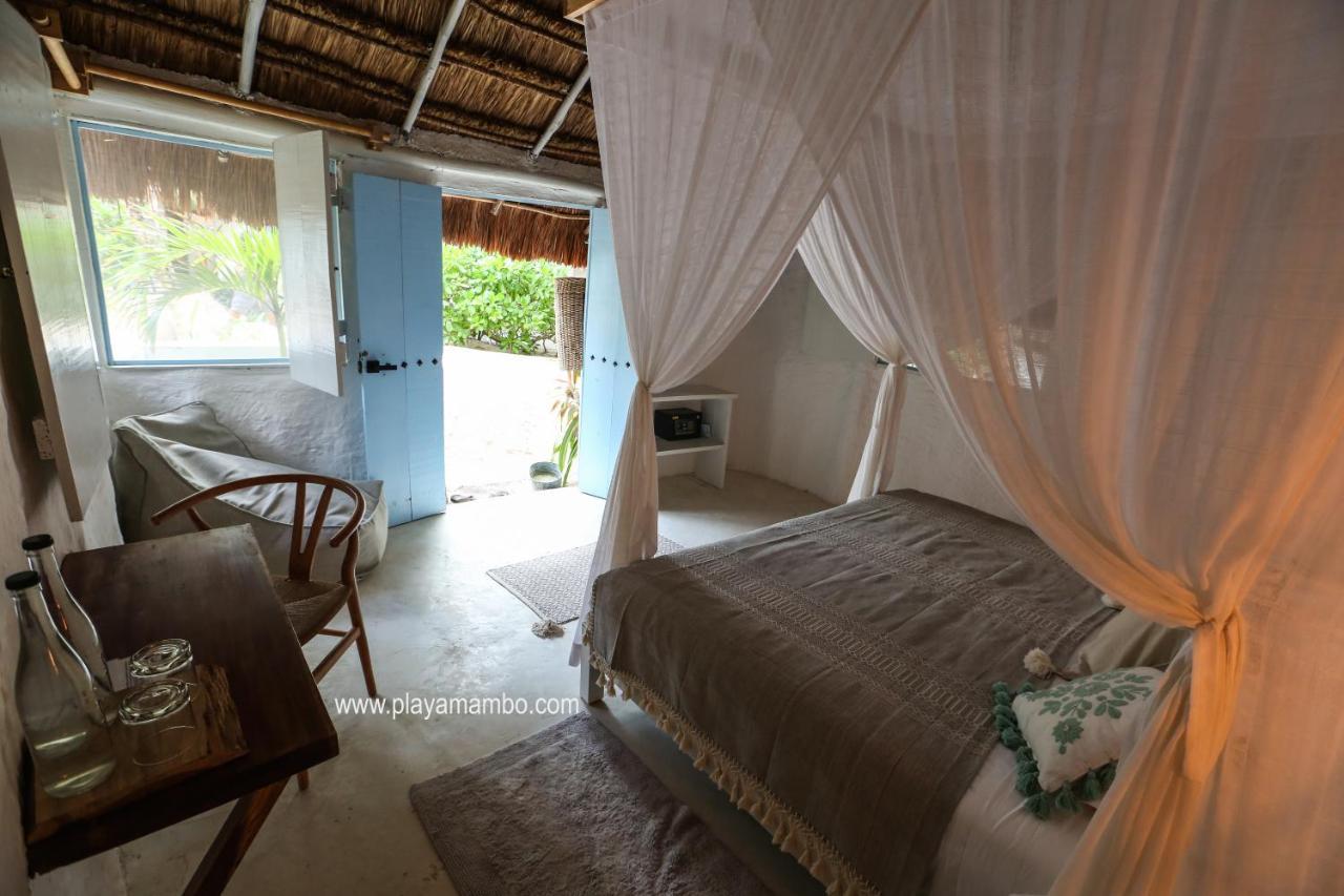 Playa Mambo Eco Cabanas Hotel ตูลุม ภายนอก รูปภาพ